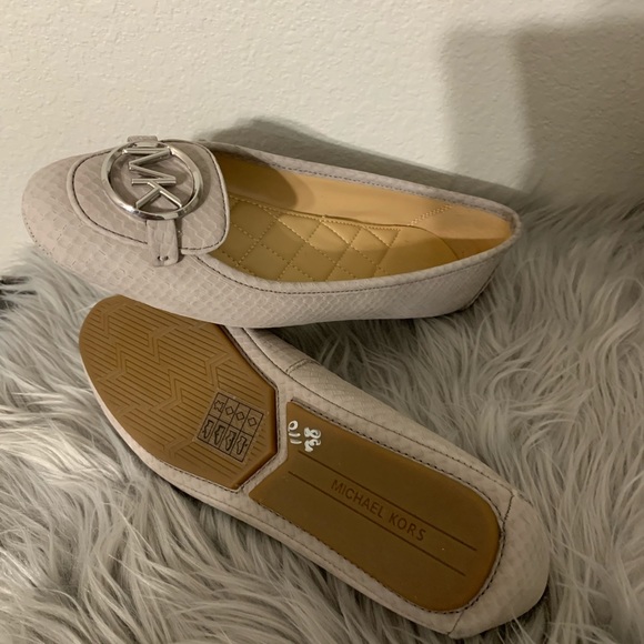 NWT Michael Kors Lillie Snake Print Leather Flats - Picture 3 of 5